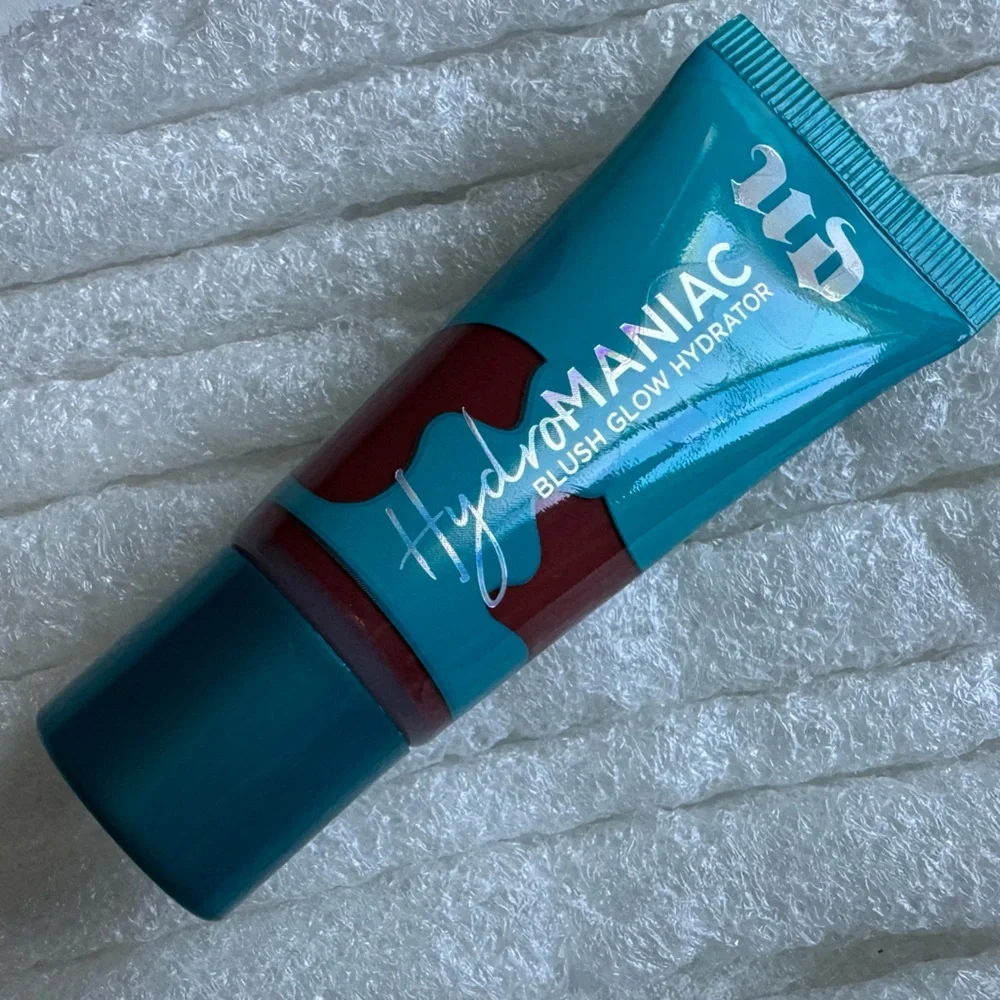 NEW Urban Decay Hydromaniac Dewy Liquid Blush in Rebellious